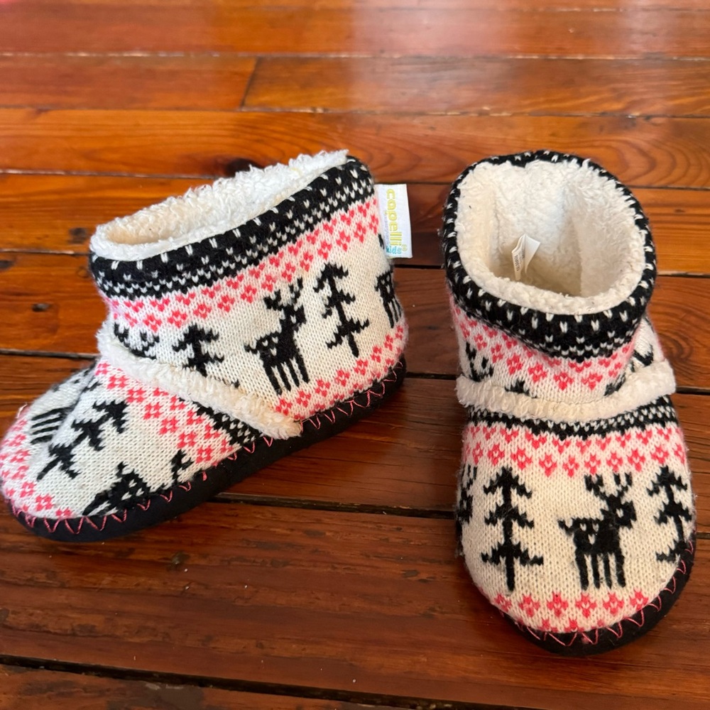 Slip On Slipper Boots Size 12-13 Toddler
